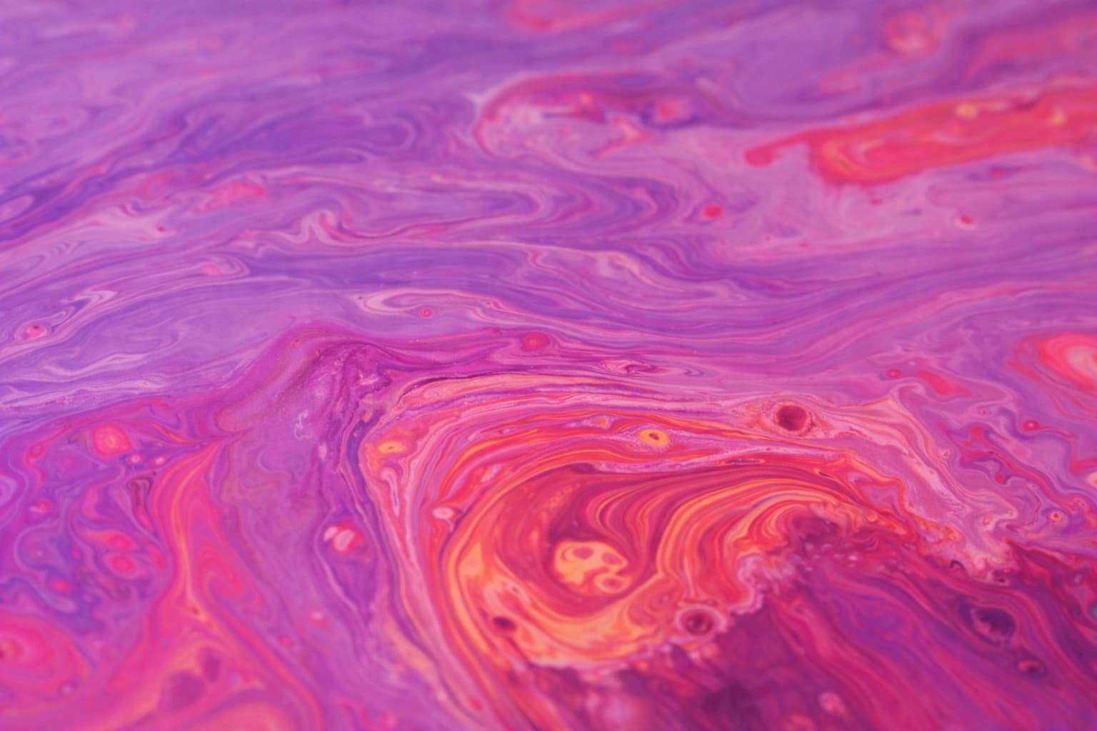 RetroChic product detail and chat flow